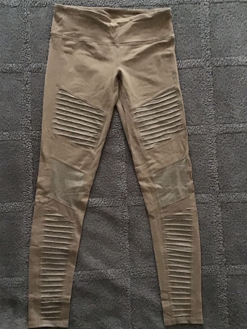 High-Waist Olive Moto Ribbed Leggings